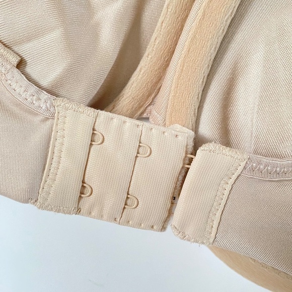 WACOAL 36DD/36E Beige Satin Sensibility Underwire Bra 855207 - Picture 5 of 10